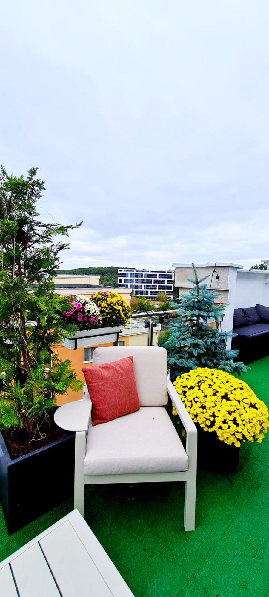 Penthouse View Aeroport Iasi Apartment Екстериор снимка